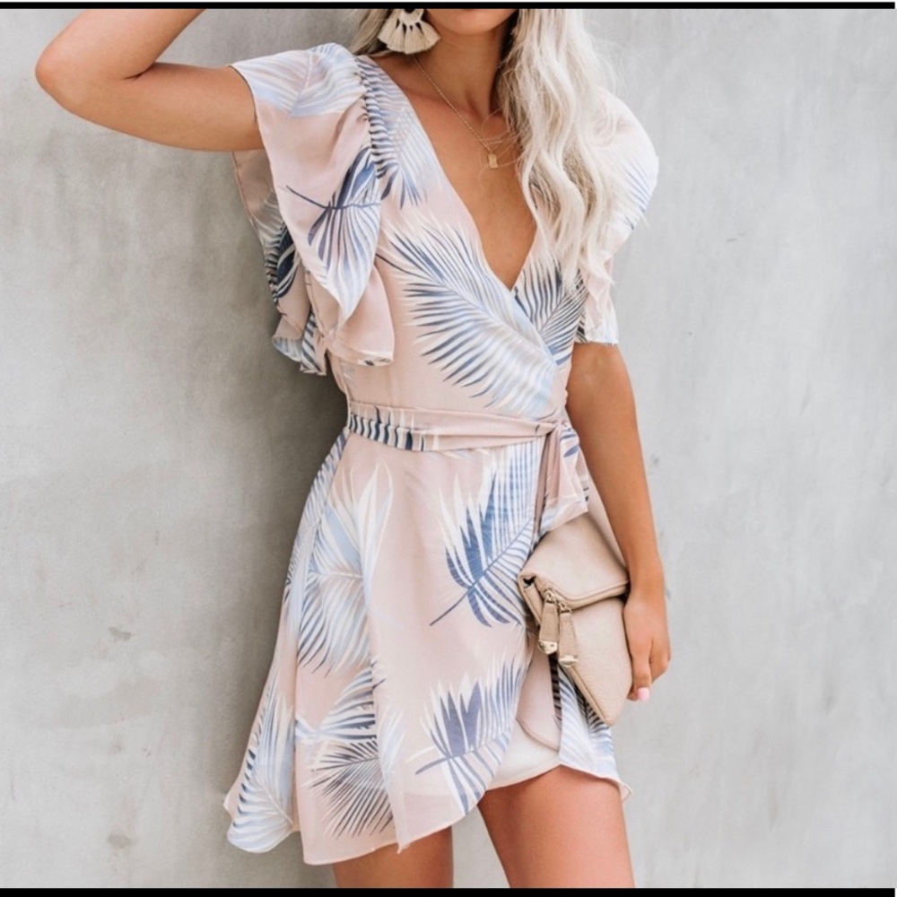 Escondido Ruffle Palm Print Dress